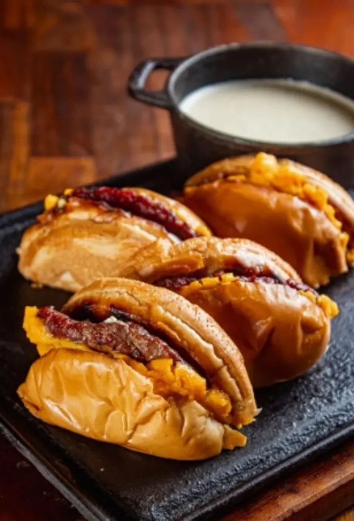 Imagem ilustrativa da imagem Novos hambúrgueres defumados no 759 Parrilla