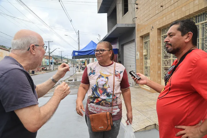 Sidney Wanderley e dona Ana Maria dos Anjos, proprietária da falsa casa da avó de FHC