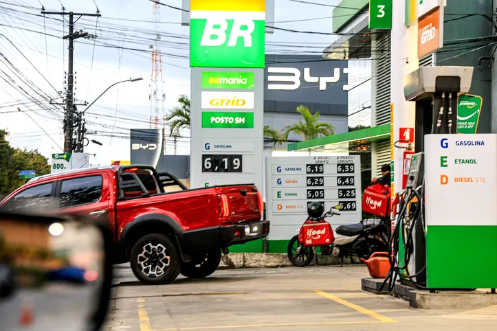 Subsídio ao preço do diesel irá de R$ 0,32 para R$ 1,12 por litro