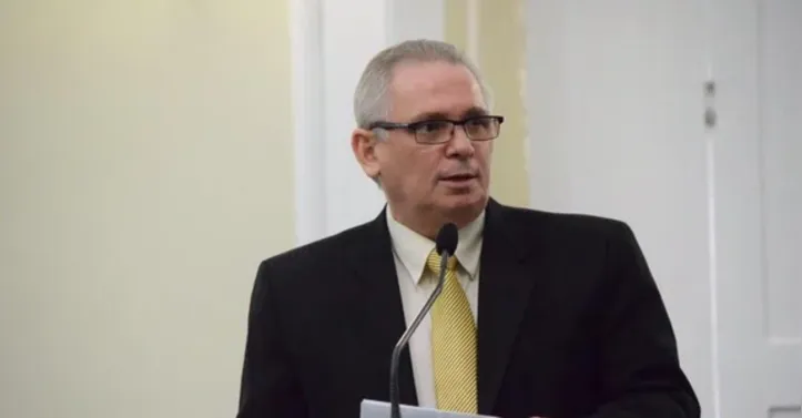 Imagem ilustrativa da imagem Pastor João Luiz assume vaga na Câmara de Maceió