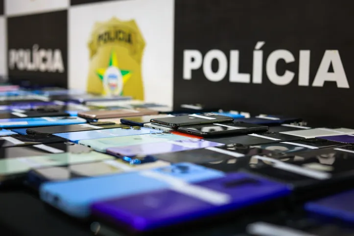 Imagem ilustrativa da imagem Perícia tem 1,1 mil dispositivos à espera de análise em Alagoas