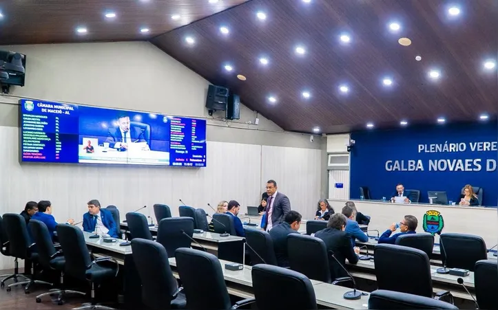 Câmara de Maceió vive impasse quanto à questão dos suplentes