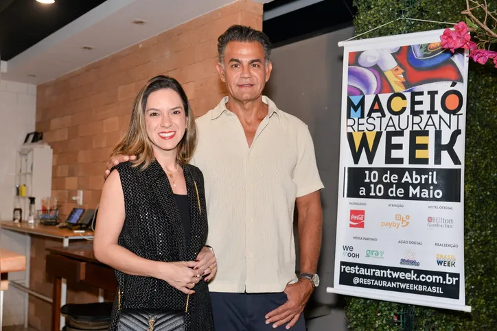 CEO da Algo Mais, LUANA NUNES e o idealizador do Maceió Restaurant Week, FERNANDO REIS, durante lançamento do festival, que segue até o dia 10 de maio com proposta de viagem gastronômica inspirada em países vencedores da Copa do Mundo