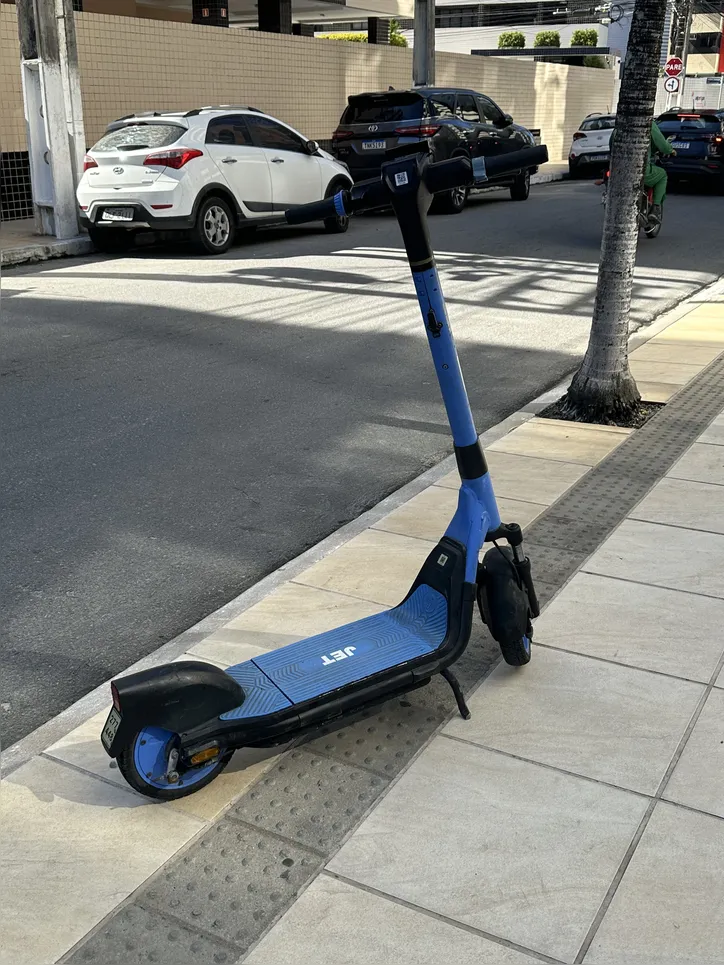 Imagem ilustrativa da imagem Projeto de Lei propõe regras mais rígidas para bicicletas e patinetes elétricos em Maceió