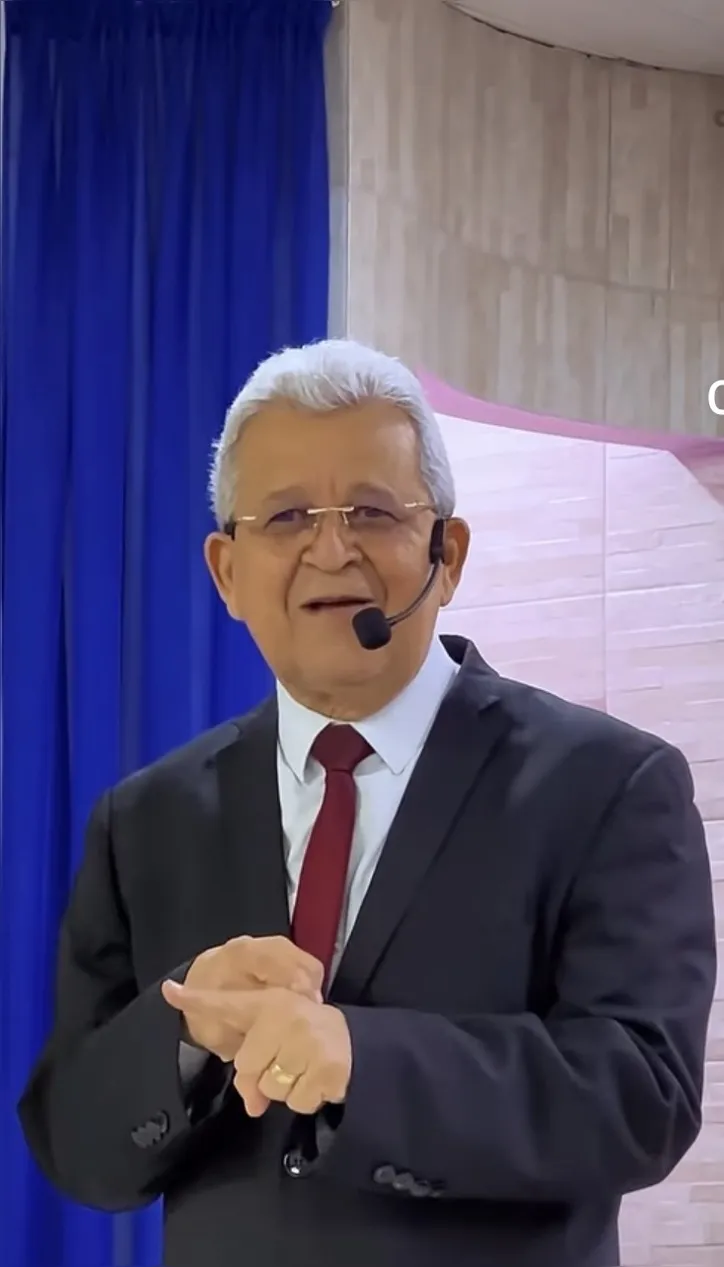 Menezes prepara a IEQ Pajuçara para a renovação espiritual