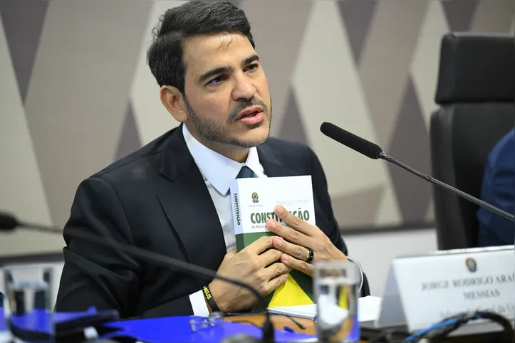 Messias teve o nome aprovado na Comissão de Constituição e Justiça do Senado, mas foi derrotado no plenário da Casa