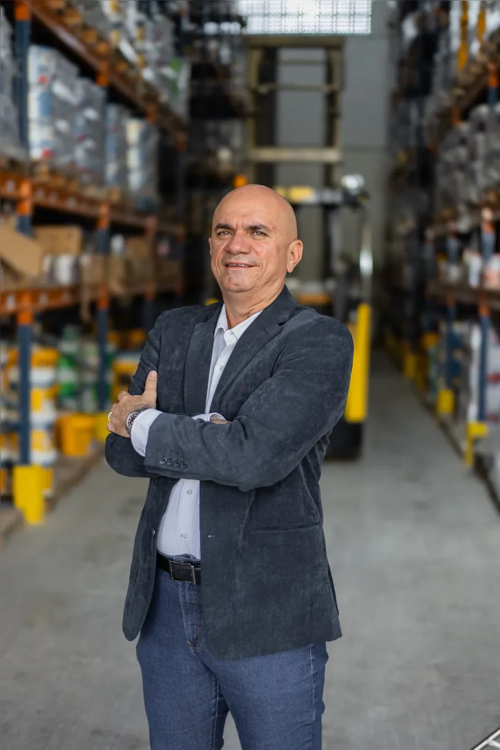 Presidente da Acadeal, ALMIR ROGÉRIO estará à frente do Acadeal Conecta, evento estratégico que reunirá, no dia 16 de abril, os principais players, fornecedores e especialistas do setor de distribuição