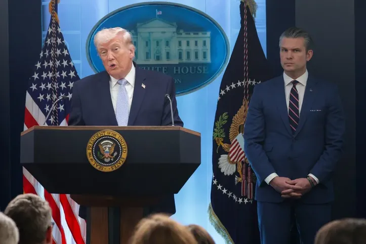 Trump voltou a ameaçar destruir toda a estrutura iraniana