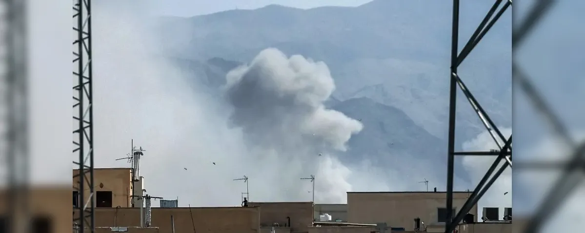 EUA atacam alvos iranianos em meio a negociações por acordo de paz