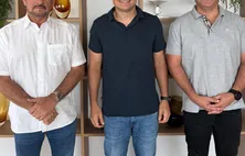 Renan Filho e JHC levam caravanas ao interior e disputam apoios estratégicos