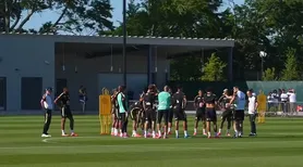 Em treino aberto, Ancelotti esboça alterações na Seleção