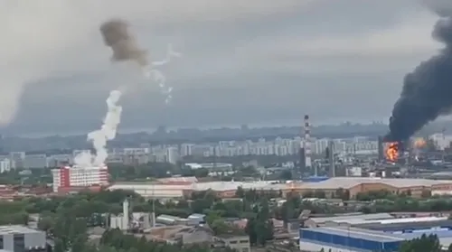 Ataque ucraniano atinge refinaria em Moscou pela 2ª vez - Imagem