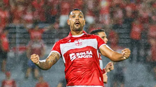 CRB treina no feriado e tem volta de suspensos contra o São Bernardo - Imagem
