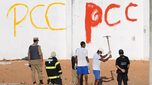 EUA classificam CV e PCC como organizações terroristas - Imagem