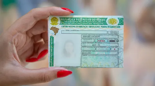 Lula sanciona renovação automática de CNH para bons condutores - Imagem