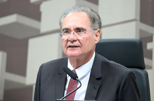 Renan diz que sua relação com Lula é baseada em ‘história, lealdade e trabalho’