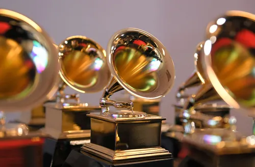 Grammy anuncia categoria de melhor música latina e atualiza regras