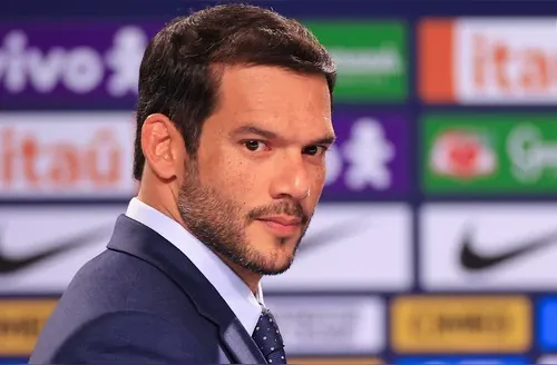 Presidente da CBF se afasta da Seleção após acusação de traição