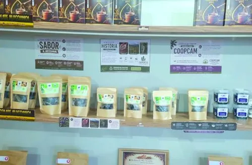 Produtos de cooperativas da agricultura familiar chegam ao Empório Cacau Matriz