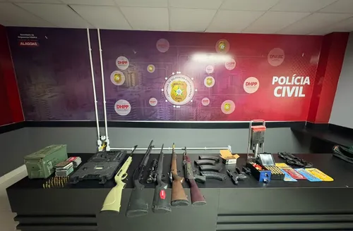 Suspeito de tentar matar motorista de app é preso com arsenal de armas no Farol