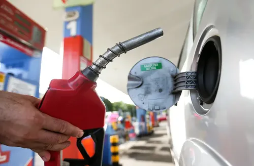 Venda de combustíveis recua 5,1% em Alagoas no 1º quadrimestre