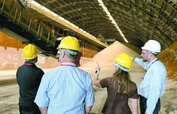 Sindaçúcar-AL recebe visita técnica de representantes da Embaixada dos Estados Unidos