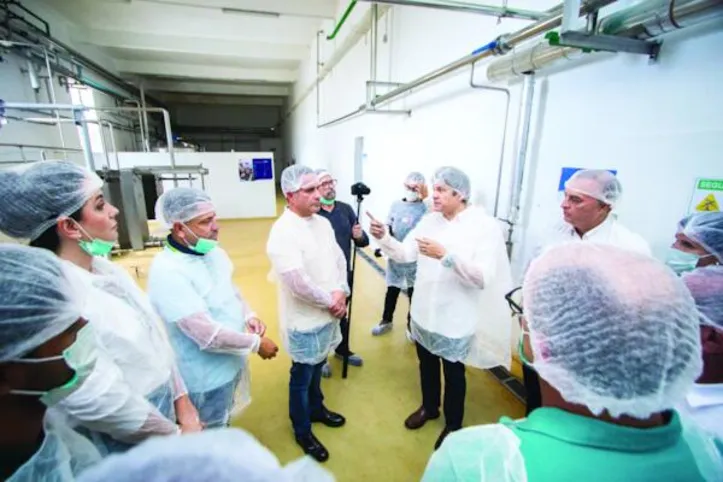 Governador Paulo Dantas percorreu as instalações da unidade industrial onde funcionará a Alvoar a partir de julho