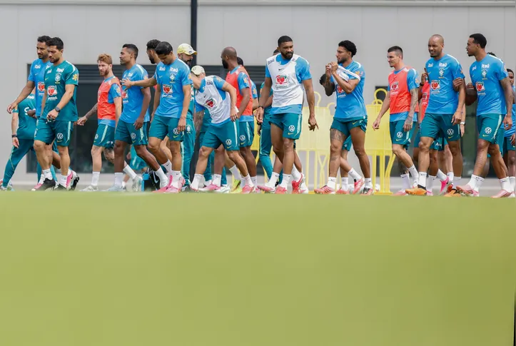 Seleção Brasileira no penúltimo dia de treino antes da estreia