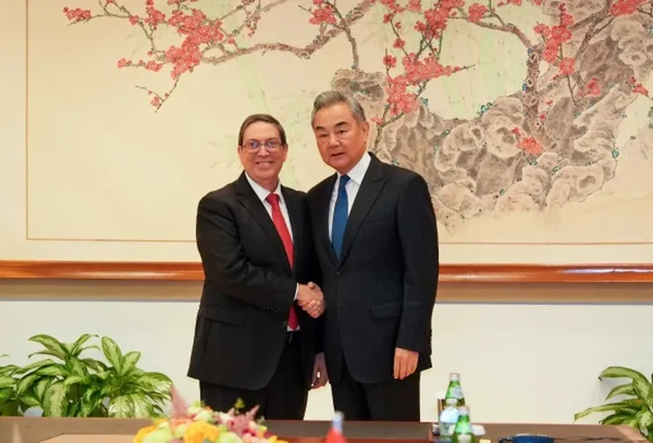 Imagem ilustrativa da imagem China promete apoio a Cuba diante da pressão americana