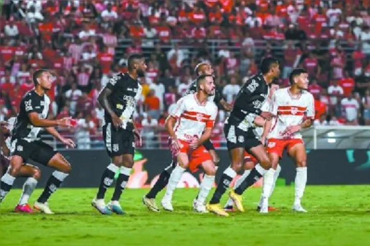 CRB vive bom momento e encara a Ponte Preta, em queda livre