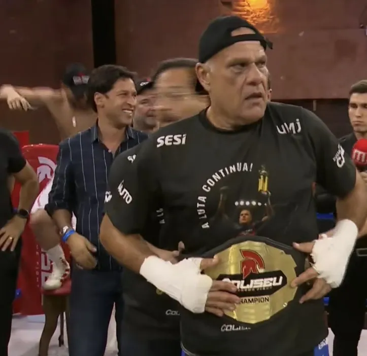Imagem ilustrativa da imagem Eduardo Canuto conquista cinturão no Coliseu Strikers