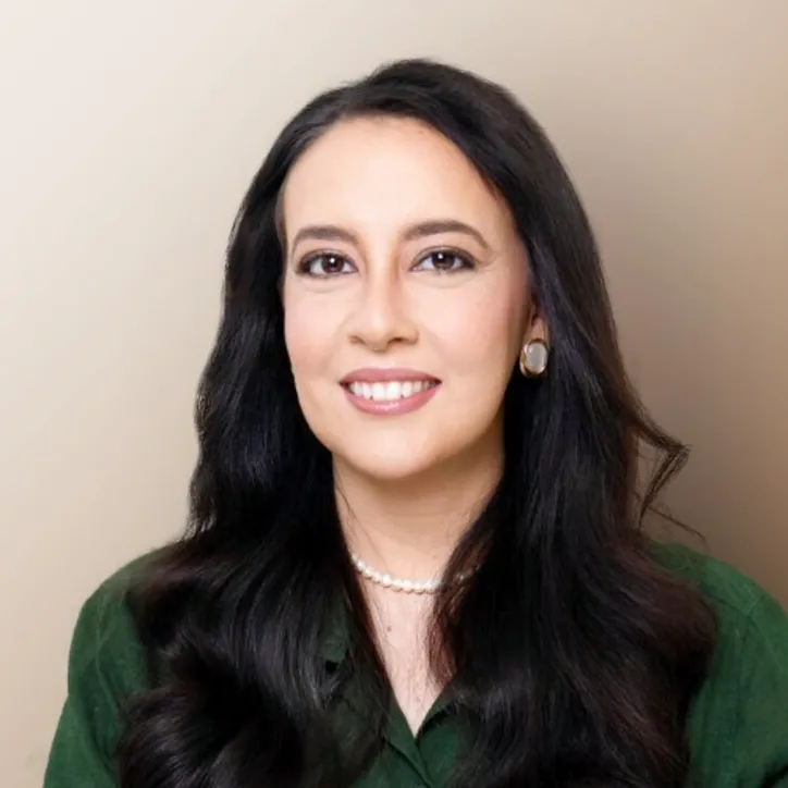 Médica fala sobre os perigos do excesso de telas durante as férias