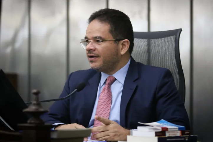 Para Marcelo Victor, Renan exerce o dever constitucional de fiscalização do interesse público