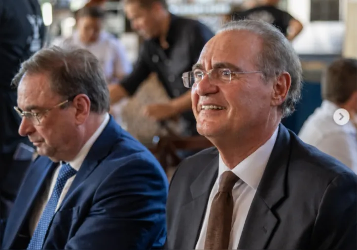 Imagem ilustrativa da imagem Marcha dos prefeitos, no DF, é palco para articulações de Renan, Renan Filho e Lira