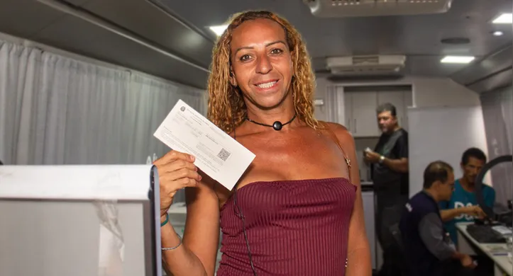 AL tem atualmente 1.285 eleitores que se declaram transgêneros