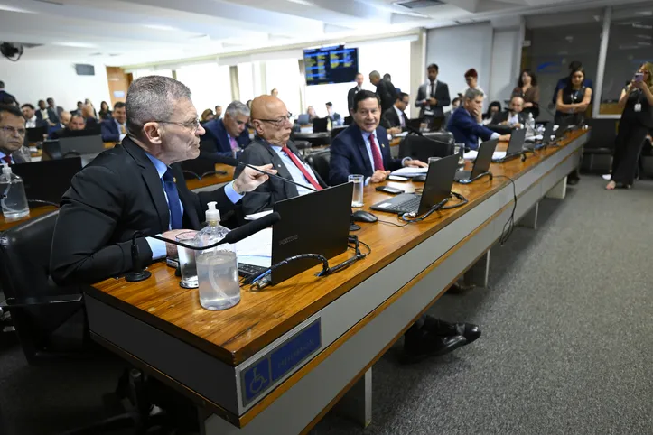 CCJ do Senado aprova autonomia financeira do Banco Central