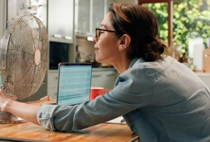 Brasileiras relatam dificuldades no trabalho durante a menopausa