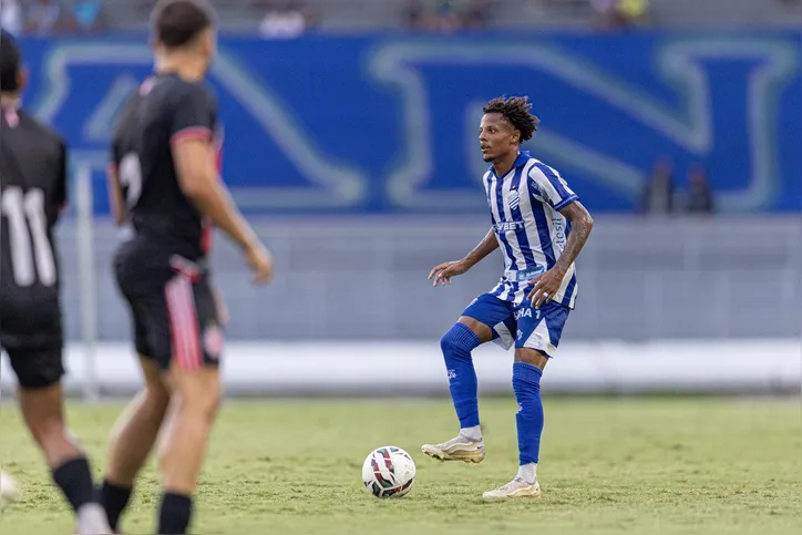 Rian Santana marcou 15 gols pelo CSA na atual temporada