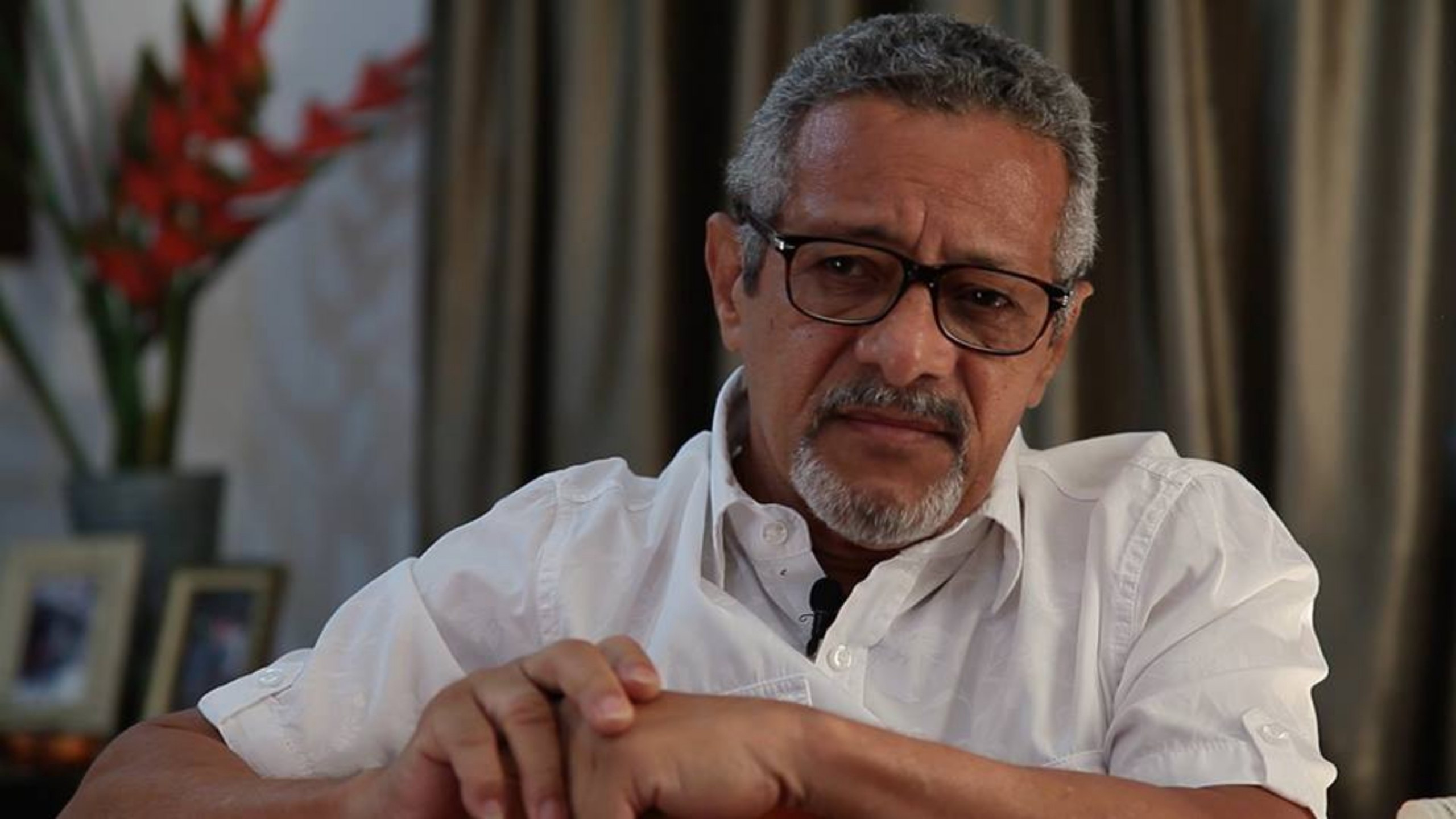 Chico Elpídio volta aos palcos com show no Theatro Homerinho