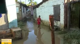 Chuvas deixam famílias desalojadas e interditam trecho da BR-416 em Colônia Leopoldina