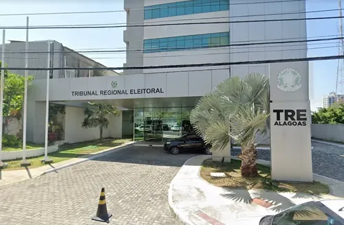 TRE de Alagoas suspende pesquisa do RealTime Big Data para governador, senador e presidente
