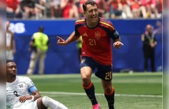 Sem sustos, Espanha vence a Áustria e vai às oitavas de final