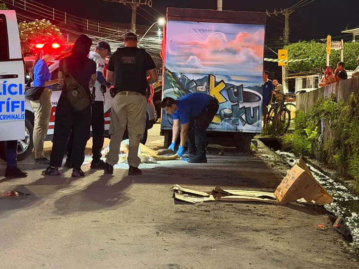 Imagem ilustrativa da imagem Corpo de mulher é achado dentro de saco na Avenida Juca Sampaio, no Jacintinho