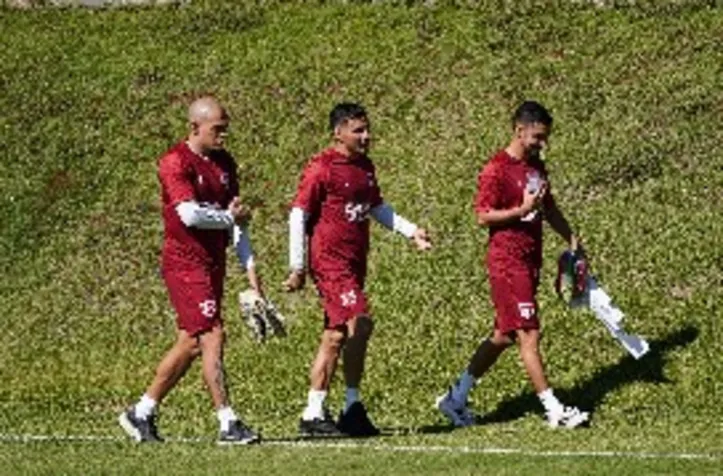 Elenco do CRB realiza dois treinamentos no interior do Paraná