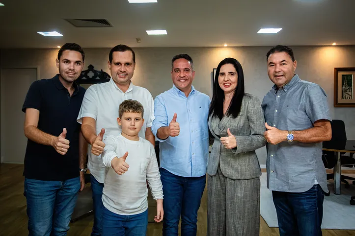 Encontro no Palácio República dos Palmares ocorre após Renan Calheiros sinalizar aproximação com o grupo político
