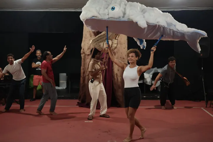 Imagem ilustrativa da imagem ‘Rafael e a Baleia’ leva musical sobre fantasia e memória ao Arte Pajuçara