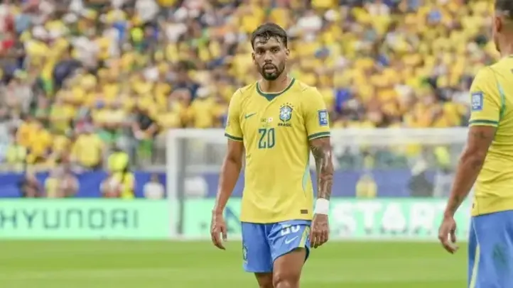 Lucas Paquetá deixou o campo no intervalo da vitória dessa segunda-feira (30) sobre o Japão