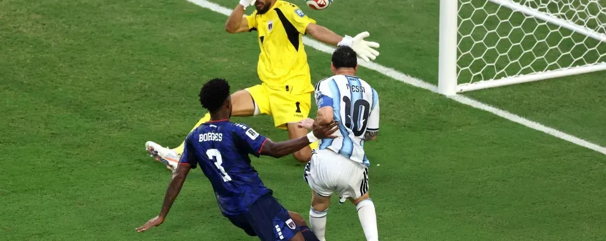 Argentina sofre, mas elimina Cabo Verde em jogo dramático