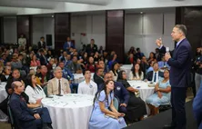 Em encontro com lideranças evangélicas, Renan Filho diz ser um político ‘de centro’
