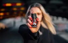 Governo sanciona uso de spray de pimenta para defesa da mulher